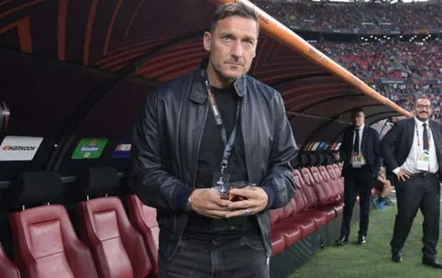 Totti "Roma"ya qayıdır - Özü təsdiqlədi 