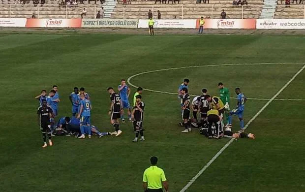 Həkimlər "Kəpəz"in futbolçusunu meydana qaytara bilmədilər 