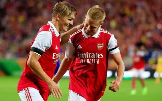 "Arsenal" Zinçenko ilə bağlı yekun qərarını verdi 