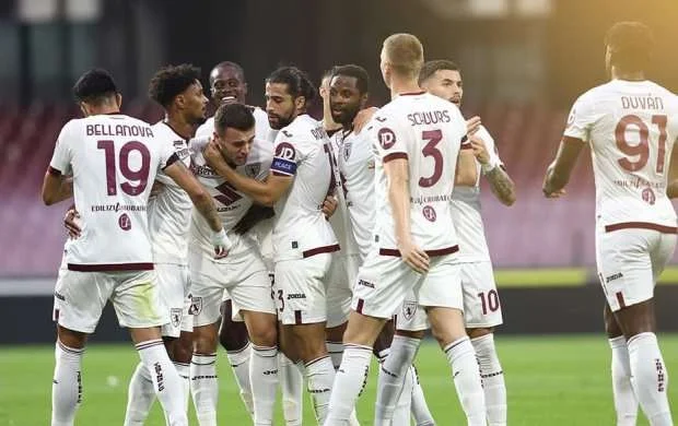 Turin klubundan darmadağın 