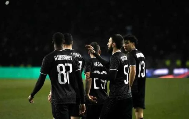 "Qarabağ"da üzlər gülür - O da başladı 