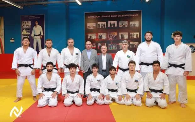 Gənc cüdoçular dünya çempionatına yola düşdülər 
