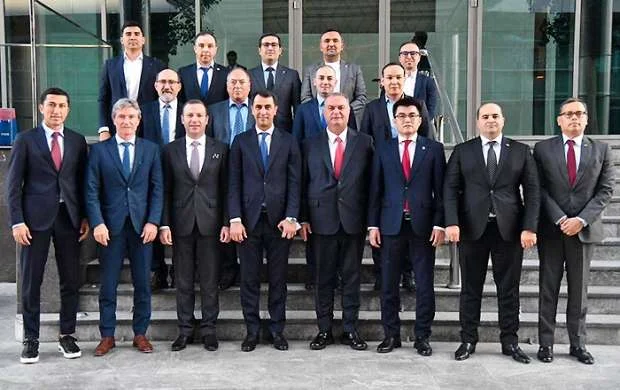 Türkdilli ölkələrdə futbolun inkişafı məsələləri müzakirə olunub 