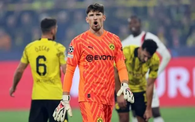 Dortmund "Borussiya"sı qapıçısı ilə bağlı atdığı addımı rəsmən açıqladı 