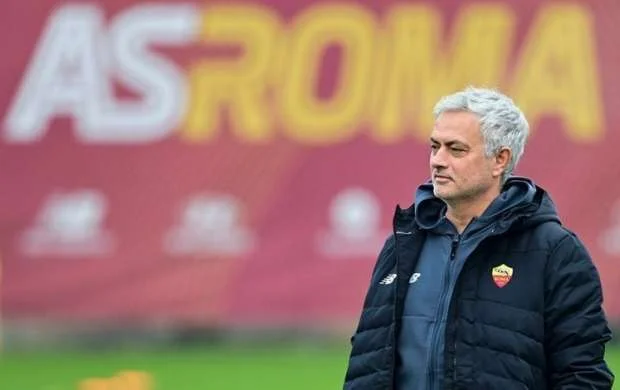 "Roma" bu oyunu uduzsa, Mourinyu qovulacaq 