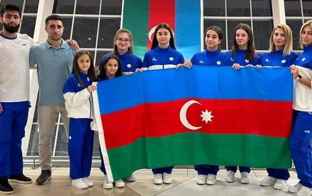 Azərbaycan gimnastları Bolqarıstana yollandılar 