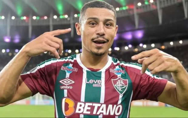 "Liverpul" braziliyalı yarımmüdafiəçi alır 