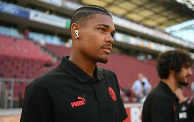 "Milan"ın futbolçusu İsveçdə itkin düşdü 