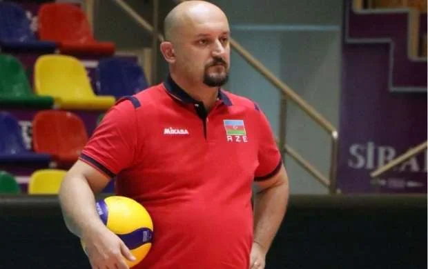 Azərbaycan millisinin baş məşqçisi ilə yollar ayrıldı 