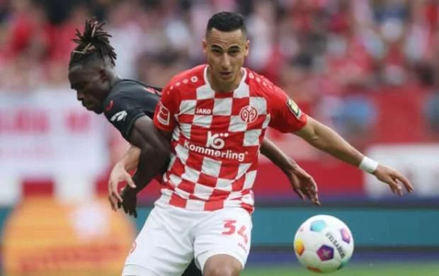 Bundesliqa klubu müsəlman ulduzunu bağışladı 