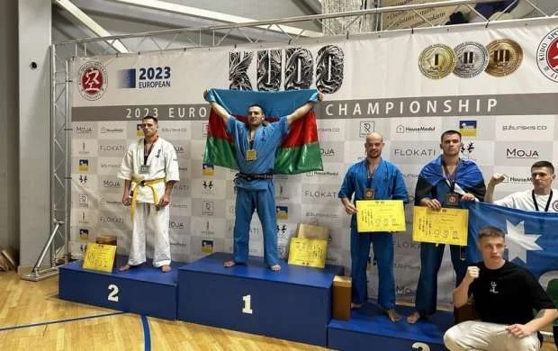 Azərbaycan karateçilərindən AÇ-də 4 medal 