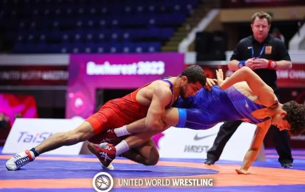 Azərbaycan güləşçiləri beynəlxalq turnirlərdə üç medal qazandılar 