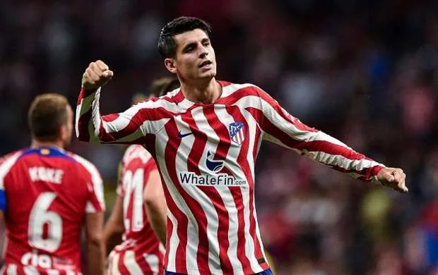 Madrid nəhəngi hücumçusu ilə bağlı qərarını verdi 