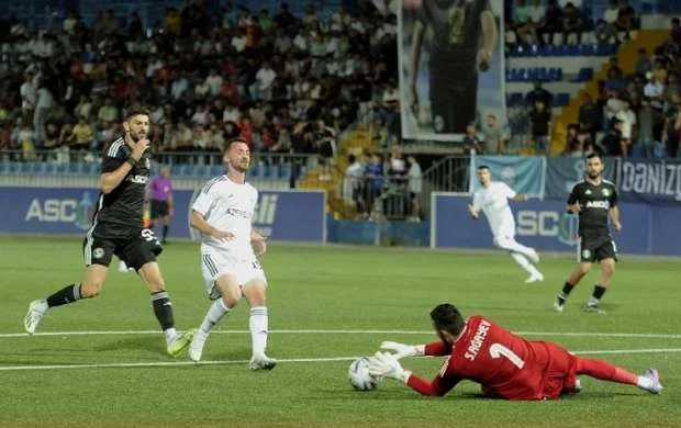 “Qəbələ” “Zirə”yə, “Səbail” “Qarabağ”a uduzdu 