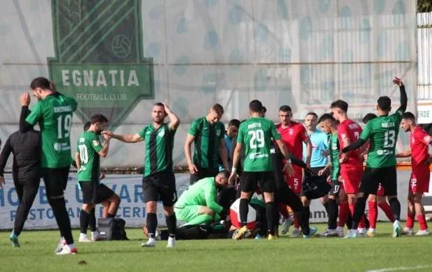 Azərbaycanlı futbolçunun komanda yoldaşı oyun zamanı vəfat etdi 