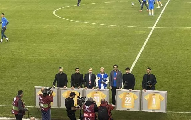 Abışov millinin təşəkkür plaketi alan sabiq üzvləri arasında niyə yox idi? 