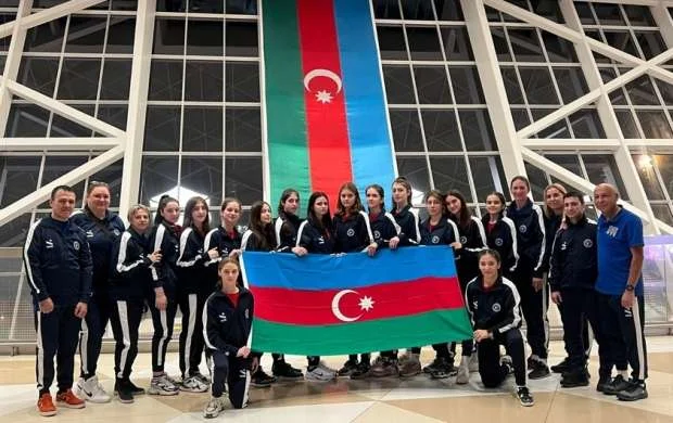Azərbaycanın voleybol millisi Latviyaya yollandı 