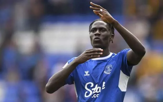 "Everton" borca görə ulduzunu bu qiymətə satır - MƏBLƏĞ 