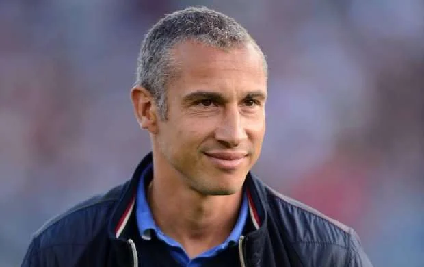 "Nəsə demək tezdir, amma maraqlı görünür" - Henrik Larsson  