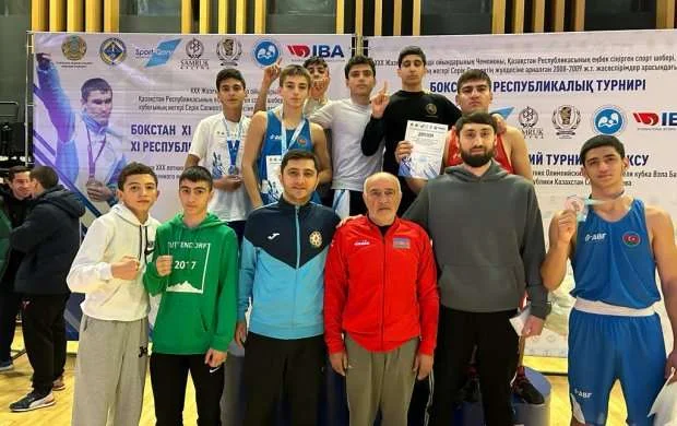 Azərbaycan boksçularından Qazaxıstanda 4 medal 
