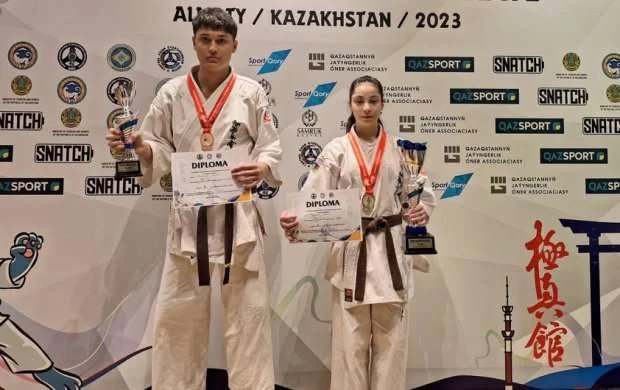 Azərbaycanlı karateçi Almatıda dünya çempionu oldu 