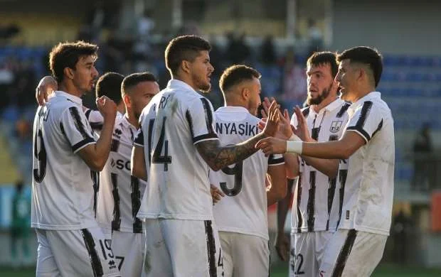 "Neftçi"nin üç aylıq kabusu davam etdi, “Qarabağ” vahid lider oldu – Tura baxış 