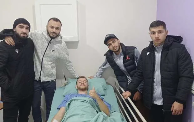 “Lerik”in futbolçusu ayağını qırdığı “Sumqayıt”ın oyunçusuna belə dəstək oldu 