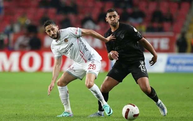 Renatsız “Hatayspor” evdə xal itirdi 