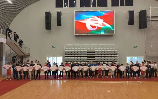 Azərbaycan çempionatının açılış mərasimi keçirildi 