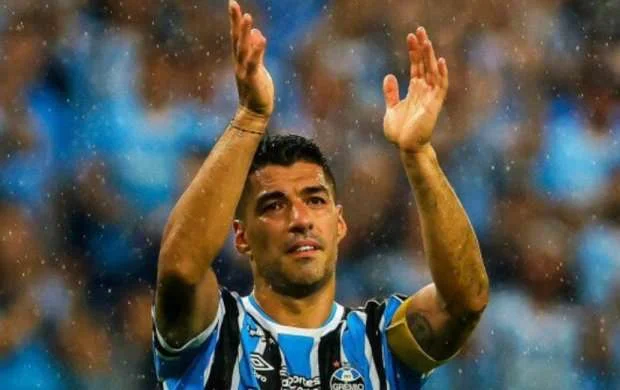 Luis Suares "Qremio"nu tərk etdi 