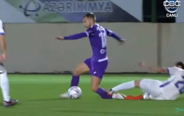 "Sumqayıt"lı legionerin ayağını sındıran futbolçu 6 oyunluq cəzalandırıldı 
