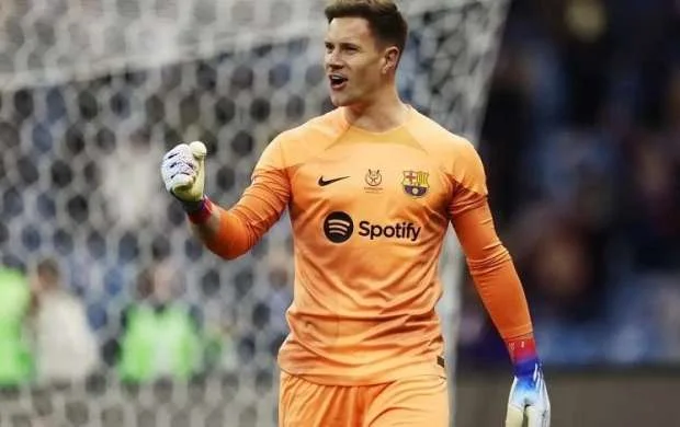 “Barselona”nın futbolçusu Fransada əməliyyat olundu 