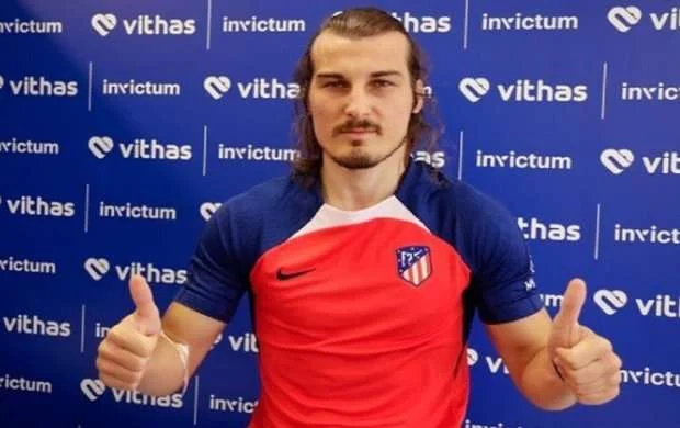 Çağlar Söyüncü İstanbul nəhənginə keçir - Danışıqlar başladı 