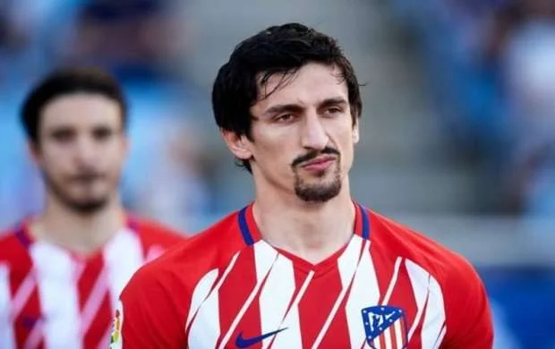 "Atletiko"nun müdafiəçisi İstanbul nəhənginə keçir 