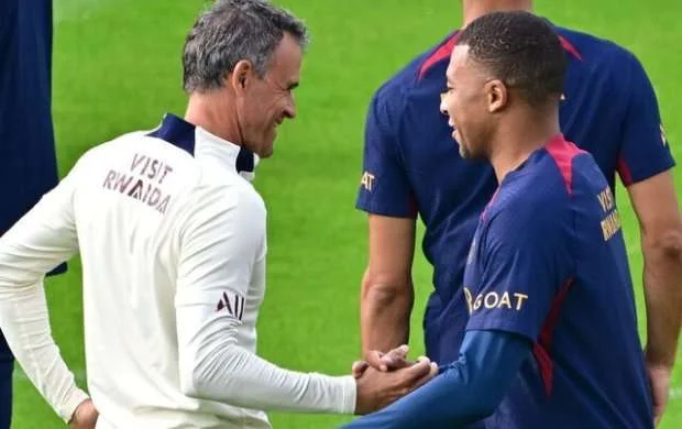 "Mbappe ilə gülməyi, zarafat etməyi sevirik" 