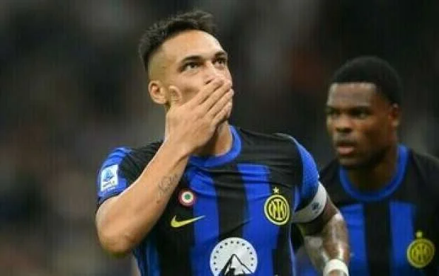 Milan nəhəngi iki aparıcı oyunçusunu itirdi 