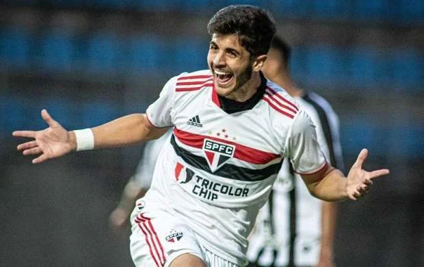 PSJ braziliyalı futbolçu alır 