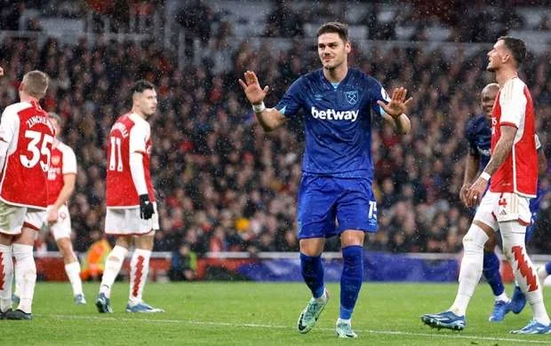 “Tottenhem” də uduzdu, “Arsenal” da 