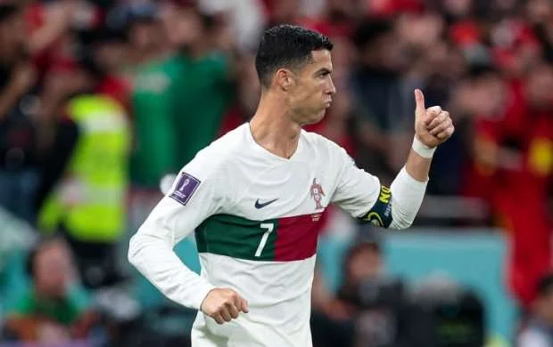 Ronaldu Messini geridə qoydu 