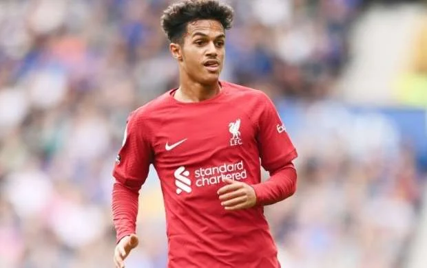 "Liverpul"un futbolçusu Çempionşip təmsilçisinə keçir 