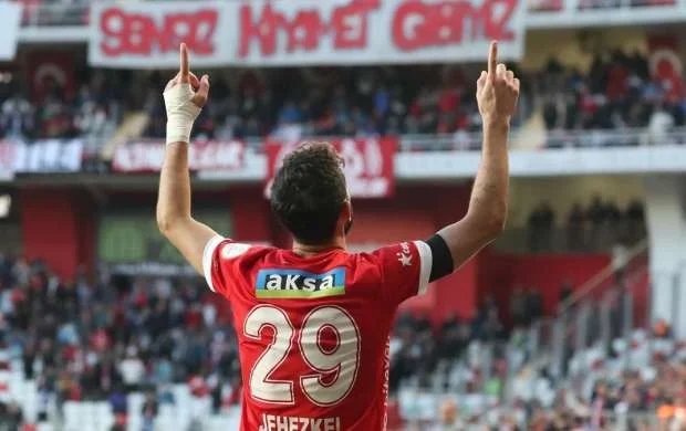 İsrailli futbolçu Türkiyədə həbs olundu - SƏBƏB 