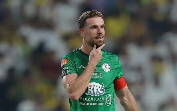Henderson "Ayaks"a keçidini belə şərh etdi 