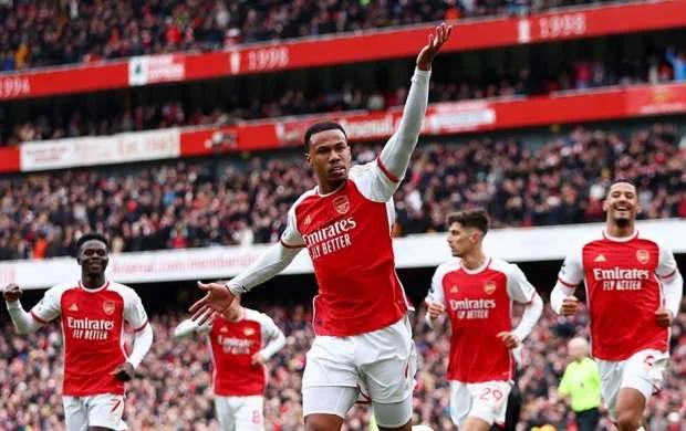 “Arsenal”dan darmadağın 