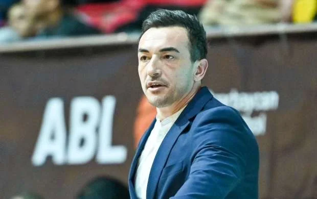 “Açar epizodlarda səhv qərarlar verdik” 