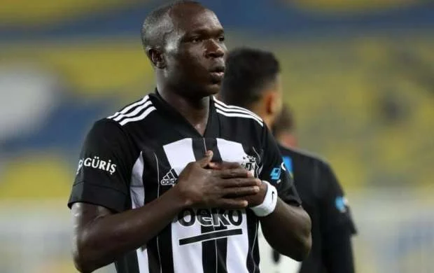 Abubakar Braziliya klubunda? 