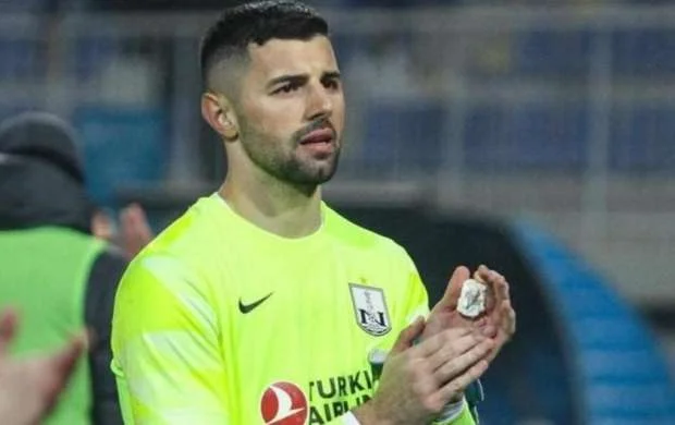 “Neftçi”nin qapıçısı zədələnib 