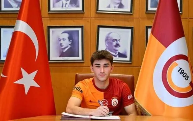 “Qalatasaray”da yeni müqavilə 