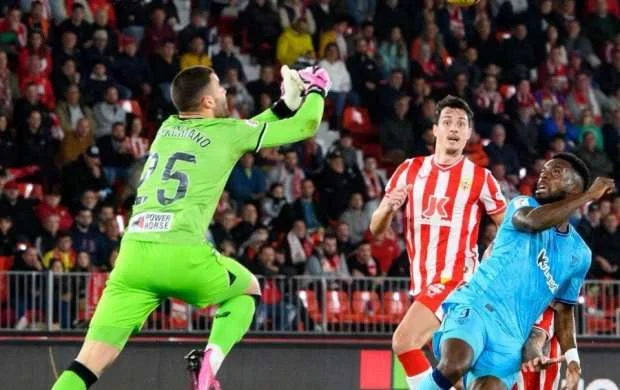 “Atletik” autsayderlə bacarmadı 