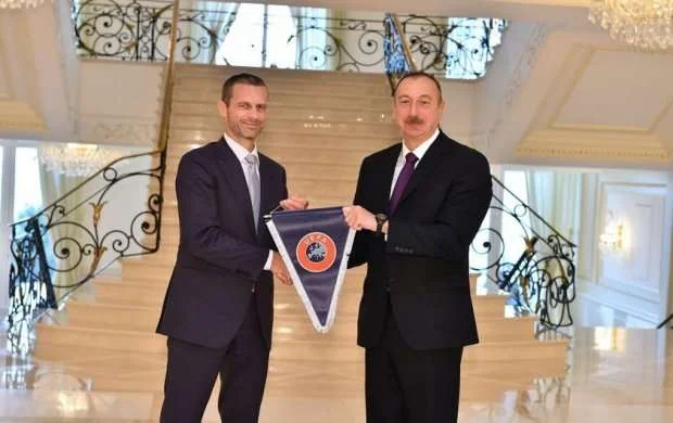 Çeferin Azərbaycan liderini təbrik etdi 