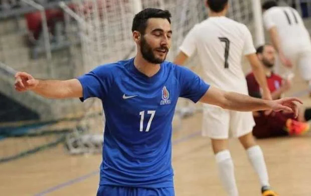Azərbaycan millisinin üzvü minifutbol komandasına keçdi 